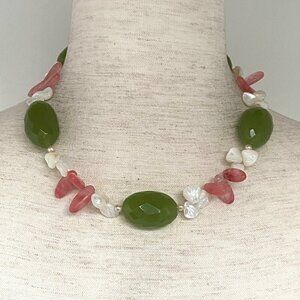 Sterling Silver 925 Beaded Oval Faceted Chrysoprase MOP & Pearl Necklace 17.5"